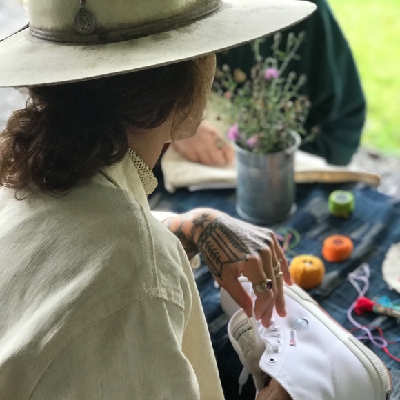 Meet your Posher, Teri - Picture 1 of 1